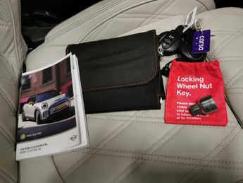 Mini Electric Hatch Cooper SE 32.6kWh Level 3 (184 ps) - PAN ROOF - HK AUDIO - PARK 