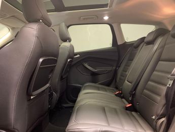 Ford Kuga 1.5T EcoBoost Titanium X AWD (182 ps) - NAV - FORD SYNC - XENONS