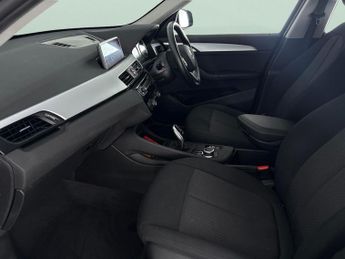 BMW X1 1.5 18i SE DCT sDrive (136 ps) - BLUETOOTH - CRUISE - DRIVING MO