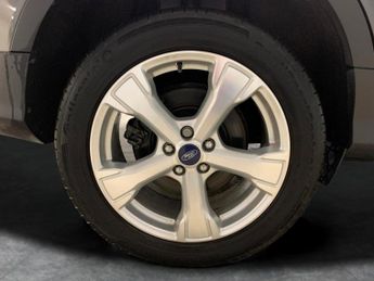 Ford Kuga 1.5T EcoBoost Titanium X AWD (182 ps) - NAV - FORD SYNC - XENONS