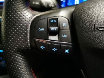 Ford Focus 1.5 EcoBlue ST-Line X (120 ps) - BLUETOOTH - CRUISE - PADDLE SHI