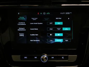 MG MG ZS 44.5kWh Exclusive (143 ps) - HEATED SEATS - NAV - BLIND SPOT ASS