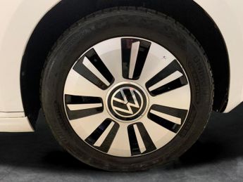 Volkswagen E-up! 36.8kWh e-up! (82 ps) - BLUETOOTH - CLIMATE CONTROL - DAB