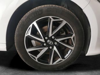 Toyota Yaris 1.5 VVT-h Design E-CVT (116 ps) - BLUETOOTH - DRIVING MODES - DI