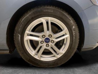 Ford Focus 1.5 EcoBlue Zetec (120 ps) - BLUETOOTH - CRUISE - PADDLE SHIFT