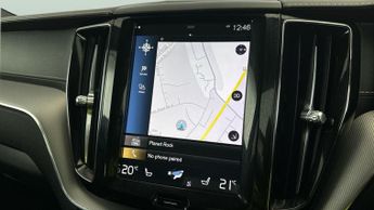 Volvo XC60 2.0h T8 Twin Engine 10.4kWh R-Design Pro Plug-in AWD (407 ps) - 