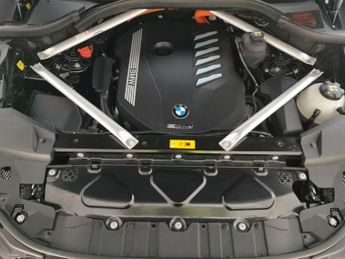 BMW X5 3.0 45e 24kWh M Sport Plug-in xDrive (394 ps) - SUN PROTECTION G