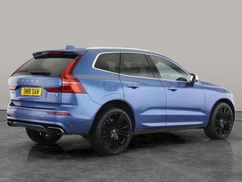 Volvo XC60 2.0h T8 Twin Engine 10.4kWh R-Design Pro Plug-in AWD (407 ps) - 