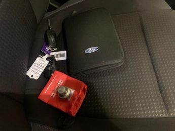 Ford Focus 1.5 EcoBlue Zetec (120 ps) - BLUETOOTH - CRUISE - PADDLE SHIFT