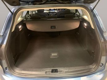 Ford Focus 1.5 EcoBlue Zetec (120 ps) - BLUETOOTH - CRUISE - PADDLE SHIFT