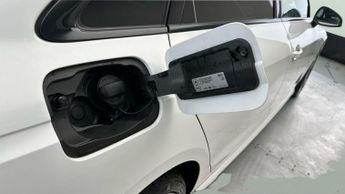 Audi A4 2.0 TFSI 35 Black Edition S Tronic (150 ps) - BLUETOOTH - DRIVIN