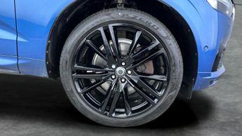 Volvo XC60 2.0h T8 Twin Engine 10.4kWh R-Design Pro Plug-in AWD (407 ps) - 