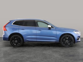 Volvo XC60 2.0h T8 Twin Engine 10.4kWh R-Design Pro Plug-in AWD (407 ps) - 
