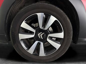 Citroen C3 1.2 PureTech PLUS EAT6 (110 ps) - CRUISE - DIGITAL CLIMATE CONTR