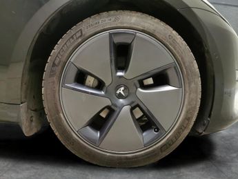 Tesla Model 3 (Dual Motor) Long Range 4WDE (346 ps) - PARK ASSIST - LED - REVE