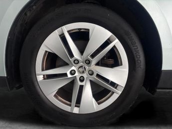 Skoda Enyaq 62kWh 60 (DC120kW) (179 ps) - NAV - WIFI - LANE DEPARTURE