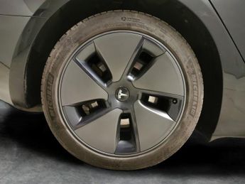Tesla Model 3 (Dual Motor) Long Range 4WDE (346 ps) - PARK ASSIST - LED - REVE