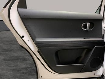 Ford Kuga 1.5T EcoBoost Titanium X AWD (182 ps) - NAV - FORD SYNC - XENONS