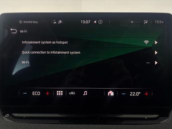 Skoda Enyaq 62kWh 60 (DC120kW) (179 ps) - NAV - WIFI - LANE DEPARTURE