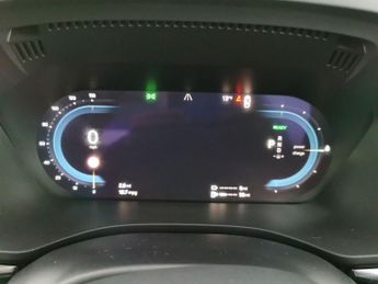 Volvo XC60 2.0h T6 Recharge 18.8kWh Core Plug-in AWD (350 ps) - CARPLAY