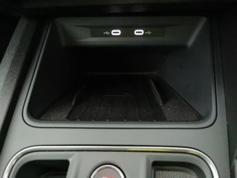 Cupra Formentor 1.5 TSI V2 DSG (150 ps) - LED - REVERSE CAM - NAV