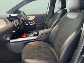 Mercedes-Benz EQA EQA 250 66.5kWh AMG Line (190 ps) - ADAPTIVE LIGHTS - HEATED LEA