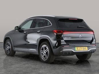 Mercedes-Benz EQA EQA 250 66.5kWh AMG Line (190 ps) - ADAPTIVE LIGHTS - HEATED LEA