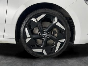 Vauxhall Astra 1.6 12.4kWh GSe Plug-in (225 ps) - KEYLESS ENTRY - 360 CAM - LED