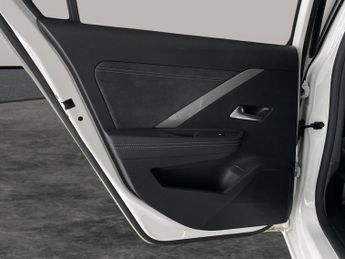 Vauxhall Astra 1.6 12.4kWh GSe Plug-in (225 ps) - KEYLESS ENTRY - 360 CAM - LED