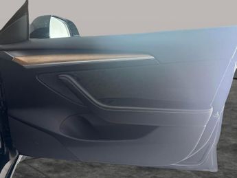 Tesla Model 3 Saloon RWD (241 bhp) - PARK ASSIST - LED - REVERSE CAM