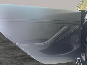 Tesla Model 3 Saloon RWD (241 bhp) - PARK ASSIST - LED - REVERSE CAM