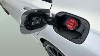 Mercedes-Benz CLA 2.1 CLA220d AMG Line Night Edition (Plus) Coupe 7G-DCT (170 ps) 