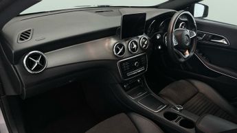 Mercedes-Benz CLA 2.1 CLA220d AMG Line Night Edition (Plus) Coupe 7G-DCT (170 ps) 