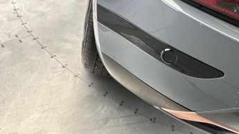 Land Rover Range Rover Evoque 1.5 P300e 12.2kWh R-Dynamic S Plug-in 4WD (309 ps) - LANE DEPART