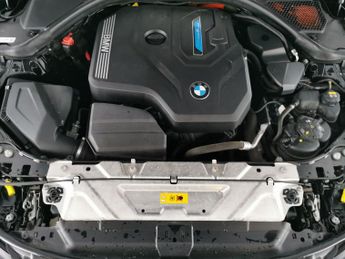 BMW 3 Series 2.0 330e 12kWh M Sport Touring Plug-in (292 ps) - REVERSE CAM
