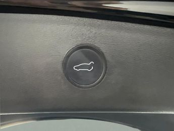 Tesla Model 3 Saloon RWD (241 bhp) - PARK ASSIST - LED - REVERSE CAM