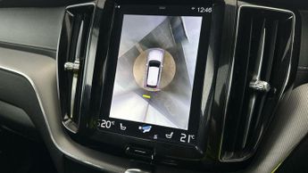 Volvo XC60 2.0h T8 Twin Engine 10.4kWh R-Design Pro Plug-in AWD (407 ps) - 