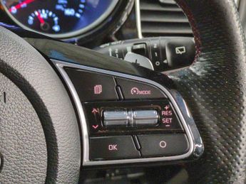 Kia Proceed 1.6 T-GDi GT Shooting Brake DCT (201 bhp) - HEATED SEATS - ALCAN