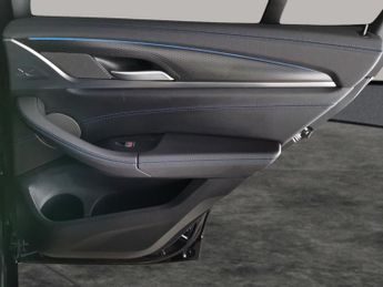 BMW iX3 80kWh M Sport Pro (286 ps) - ADAPT CRUISE - PARK ASSIST - HK AUD