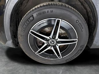 Mercedes-Benz EQA EQA 250 66.5kWh AMG Line (190 ps) - ADAPTIVE LIGHTS - HEATED LEA