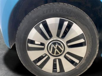 Volkswagen E-up! 36.8kWh e-up! (82 ps) - LIGHT AND SIGHT PACK - LANE DEPARTURE  -