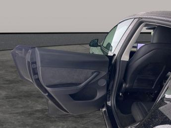 Tesla Model Y (Dual Motor) Long Range 4WDE (384 bhp) - HEATED STEERING