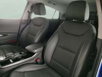 Hyundai Ioniq 38.3kWh Premium SE (136 ps) - LED - REVERSE CAM - NAV
