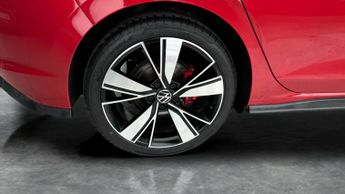 Volkswagen Golf 2.0 TDI GTD DSG (200 ps) - PADDLE SHIFT - SPORTS SEATS - PRIVACY