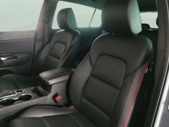 Kia Sportage 1.6 T-GDi GT-Line DCT AWD (174 bhp) - REVERSE CAM - NAV - HEATED