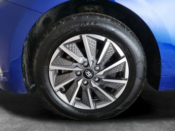 Hyundai Ioniq 38.3kWh Premium SE (136 ps) - LED - REVERSE CAM - NAV