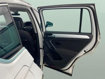 Volkswagen Tiguan 2.0 TDI Match DSG 4Motion (150 ps) - BLUETOOTH - PARK SENSORS