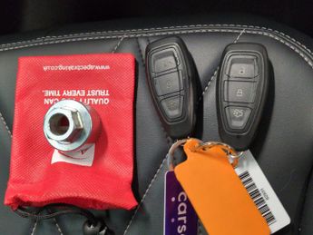 Ford Mustang Mach-e Standard Range 70kWh Automatic (269 ps) - KEYLESS ENTRY - LED - 