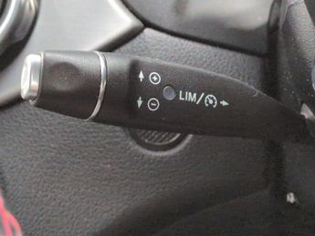 Mercedes-Benz GLA 1.6 GLA200 AMG Line Edition (Plus) 7G-DCT (156 ps) - NAV - ALCAN