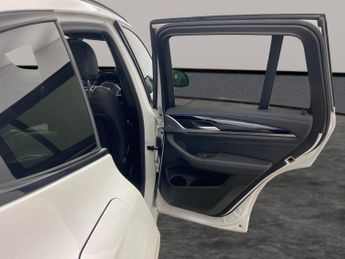 BMW iX3 80kWh M Sport (286 ps) - PARK ASSIST - REVERSE CAM - LEATHER